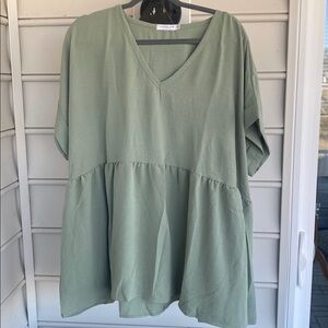 Chicsoul casual chic Boho wide eyed gaze babydoll style top in sage size 1X NWOT